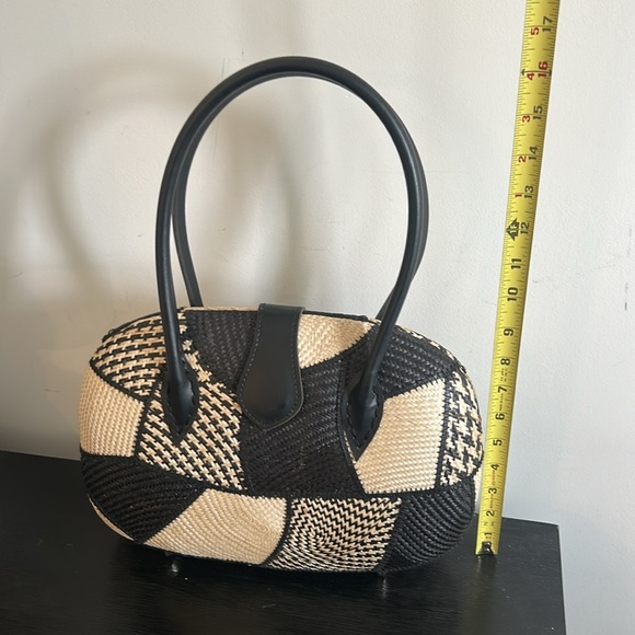 Asiallery Toronto Black & Tan Buntal Woven Handbag Artisan-Made, Patchwork - Picture 14 of 16